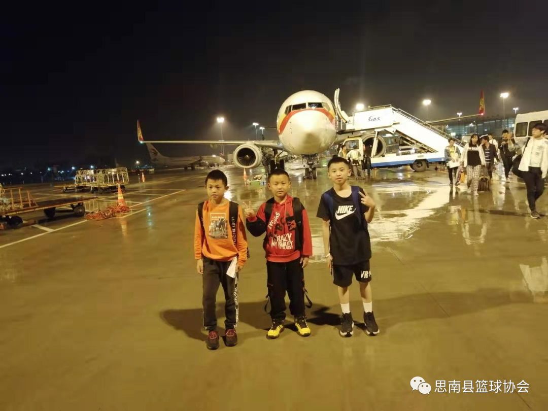 女性篮球运动员如何处理比赛中的压力?_2